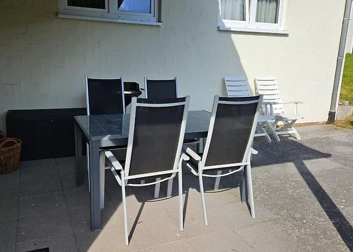 Mit Garten Im Naturpark Suedeifel By Interhome Vakantiehuis